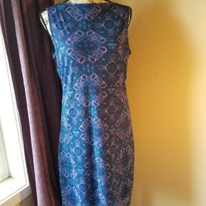 ❄Sleeveless knee length dress